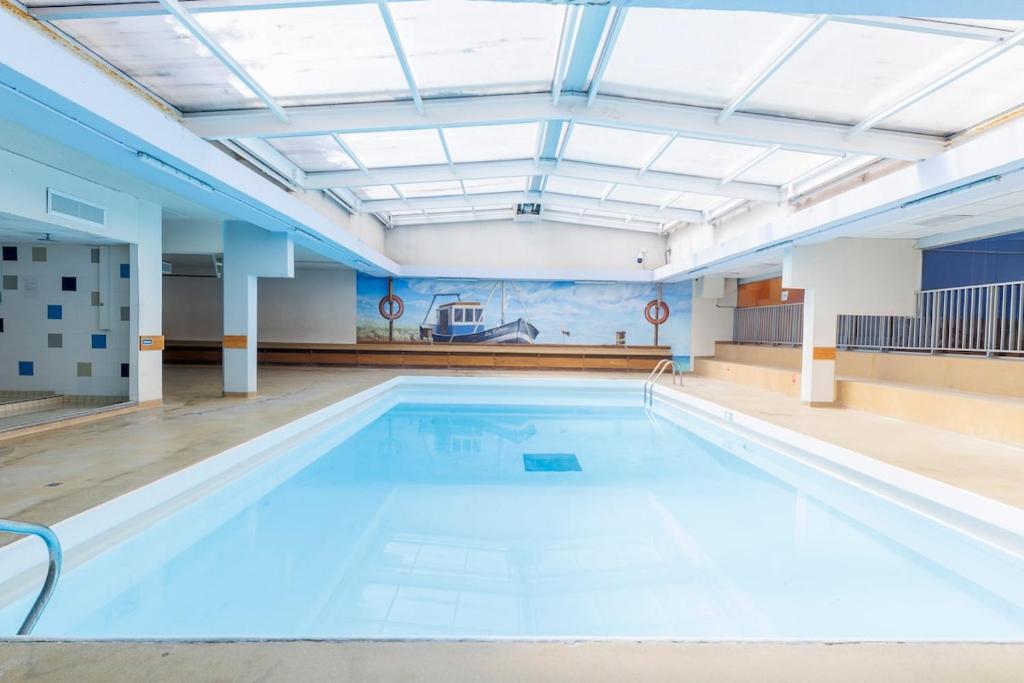 Rooftop & Pool - Secure private parking - 2