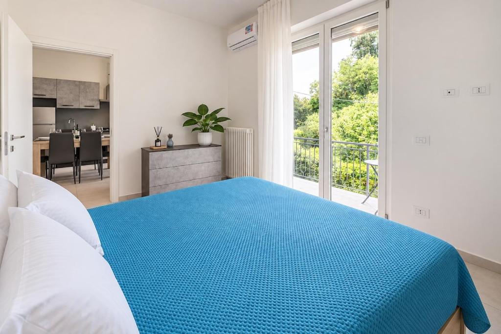 Blue Garden Como - 2BR - Free Parking - 4