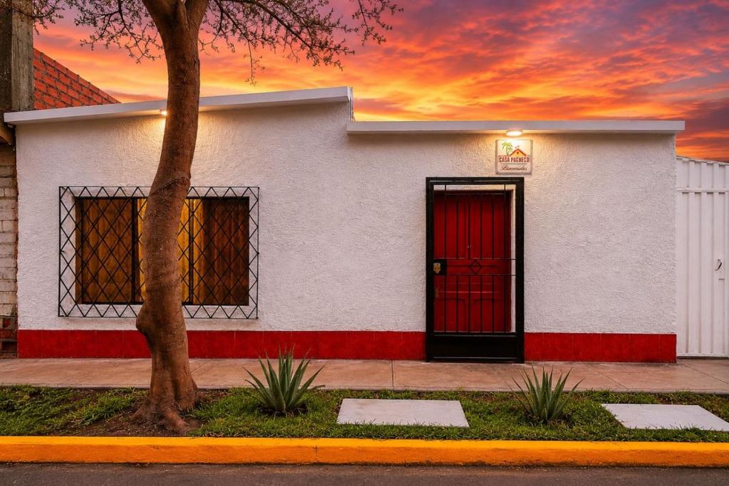Casa Pacheco 2 - Modern 2BR 1 BA, Walk to Castle and Beach, Secure Parking Included - 1
