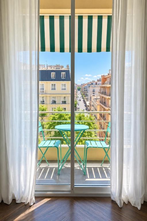 Spacieux STUDIO Happy home en dernier étage avec petit ascenseur et balcon À 5 minutes du vieux Nice et de la mer Attention aucune chambre séparée - 3