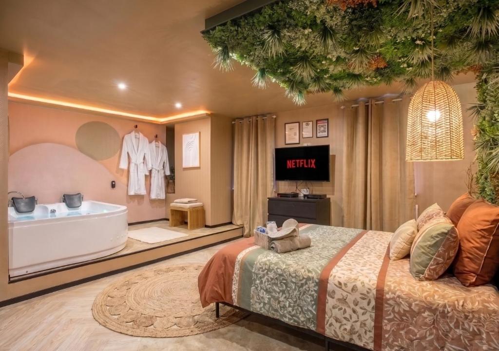 Éden Doré - Suite Jacuzzi Privatif & Parking - 4