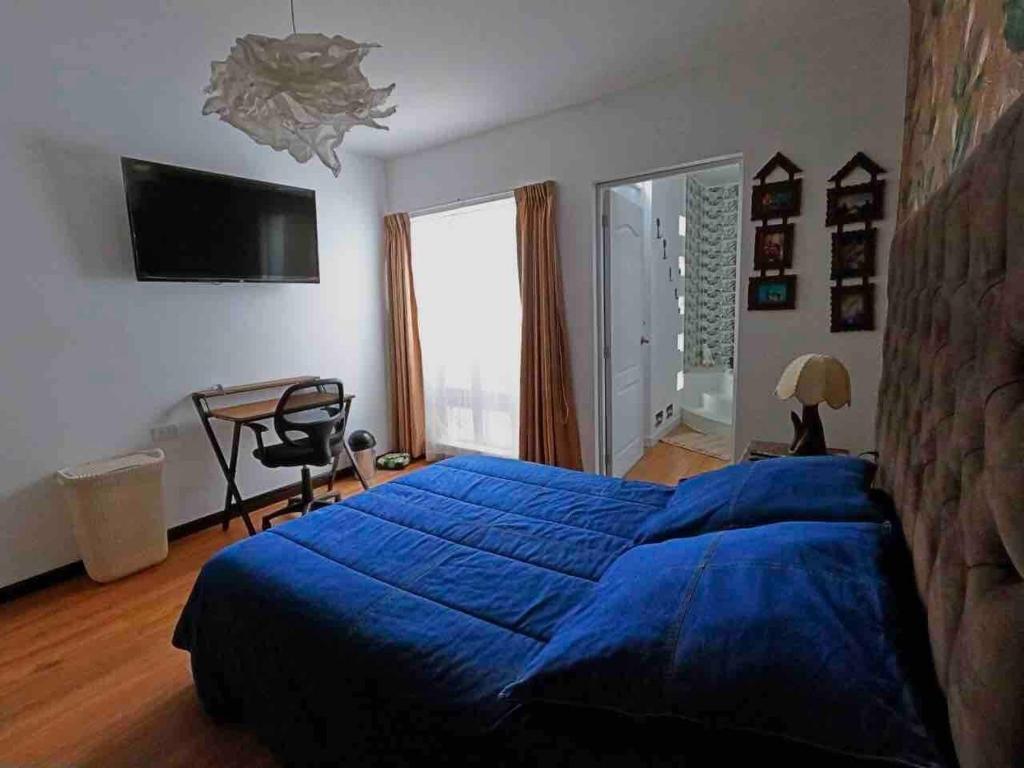 Casa Pacheco - Luxury 2BR/2BA w/ Jacuzzi - Walk to Beach & Castle - 5
