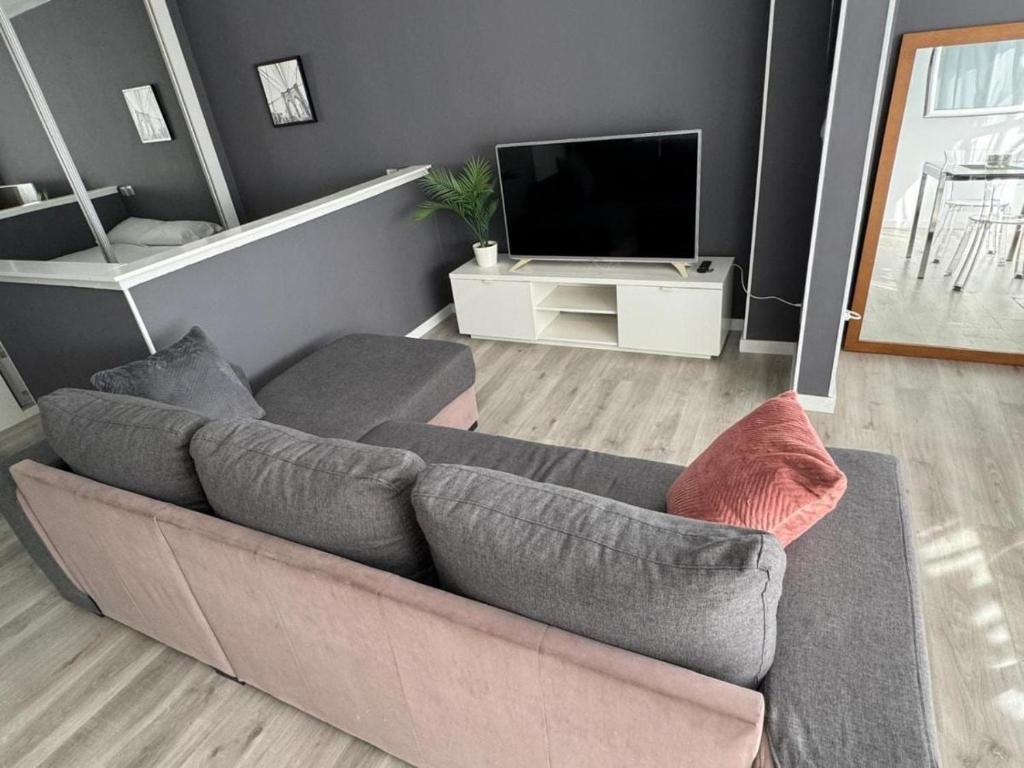 Estudio in Pau 5, 10 minutes from the beach - 1