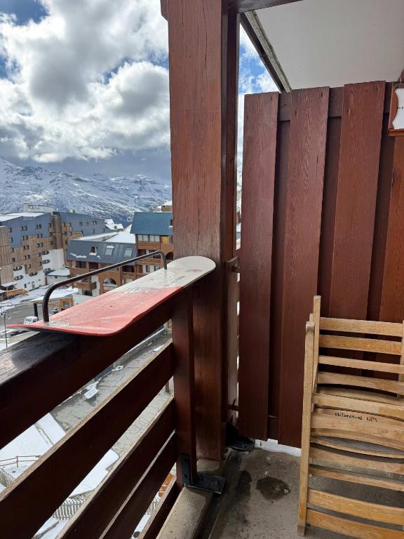 Residence Altineige Ski In-Out with WiFi in Val Thorens "V22" by Versant Collection - 2