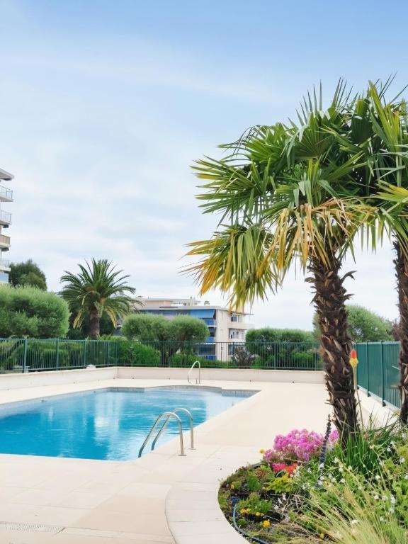 Le Grand Jardin d'Azur - Antibes - 130 m2 jardin, piscine, parking - 6-8 personnes - 3