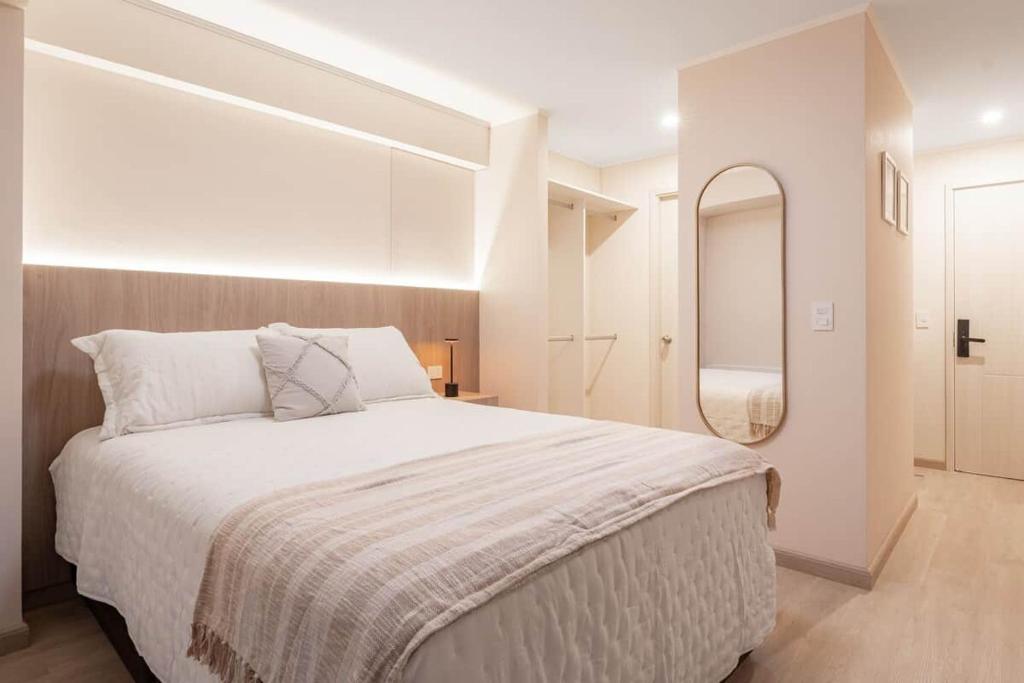 Studio Premium Luz Natural ·Larco · A/C · Recep24h - 2