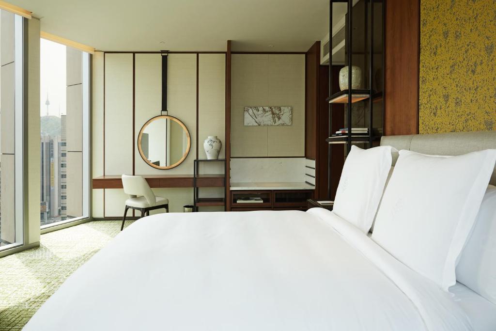 Four Seasons Hotel Seoul Four Seasons Hotel Seoul