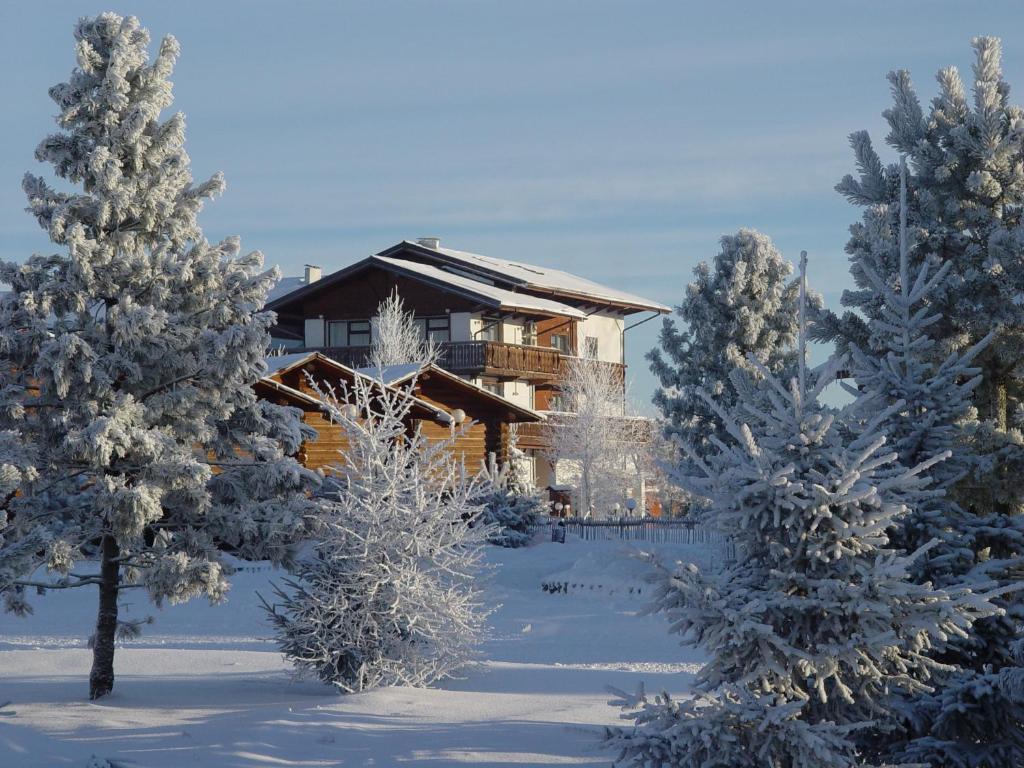 Sport Park Volen — Hotel in Yakhroma