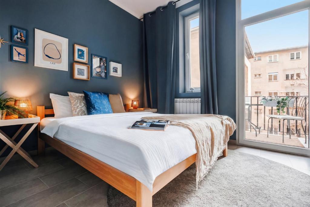 Majestic Home 108m2 with Balcony Foosball Old Town - 4