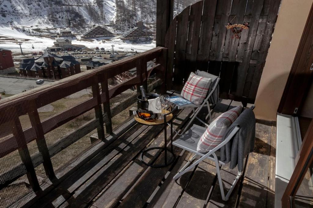 MCX Vacation Rental - Plateau View, Modern Mountain Studio, Ski-In, Ski-Out in Breuil-Cervinia - 5