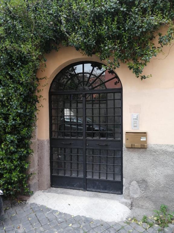 Casa Meris tra medioevo e oriente Viterbo centro - 1