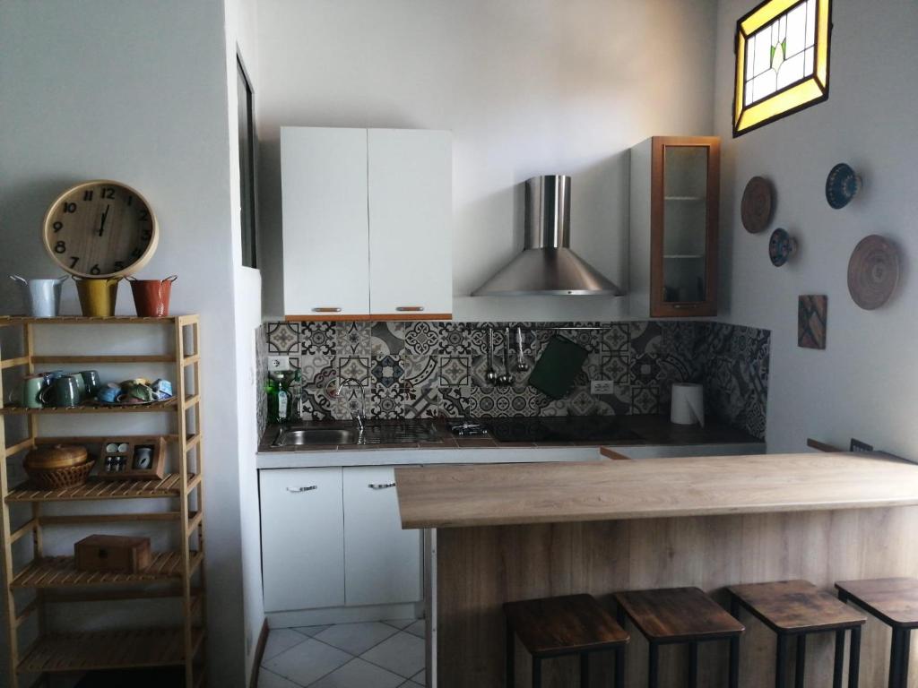 Casa Meris tra medioevo e oriente Viterbo centro - 3