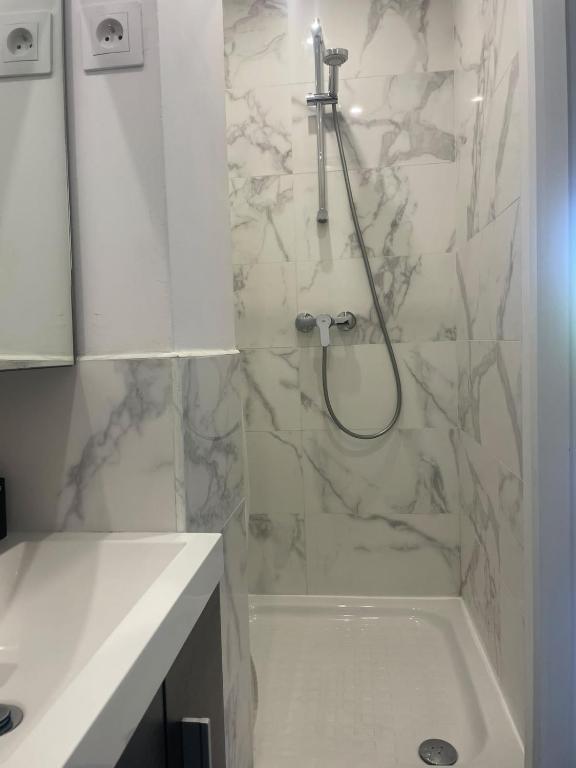 ღ L'Ancre Grise - Grand Studio, Piscine & Parking - 3