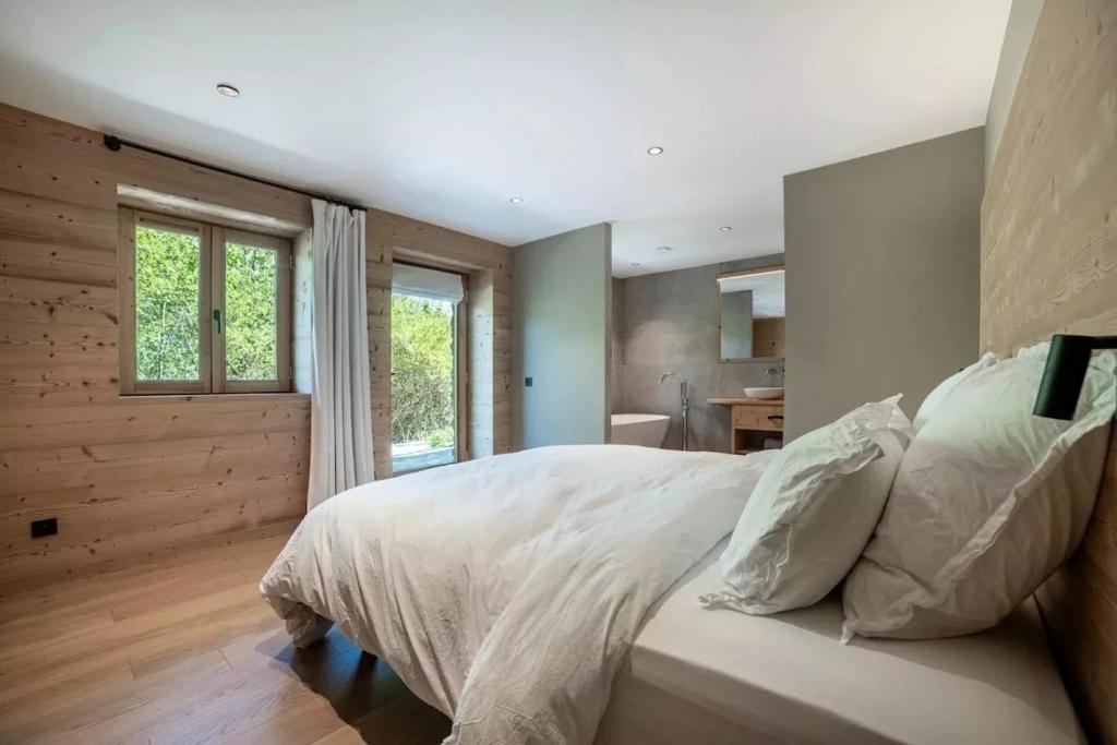 Nice chalet in St Gervais les bains calm - 3