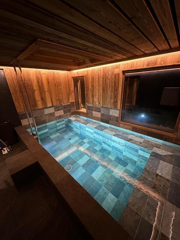 Large chalet with private pool and Nordic bath - 4
