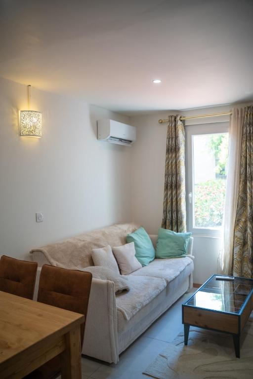 La Bulle d'Or T3, train station, parking, whirlpool and air conditioning - 4