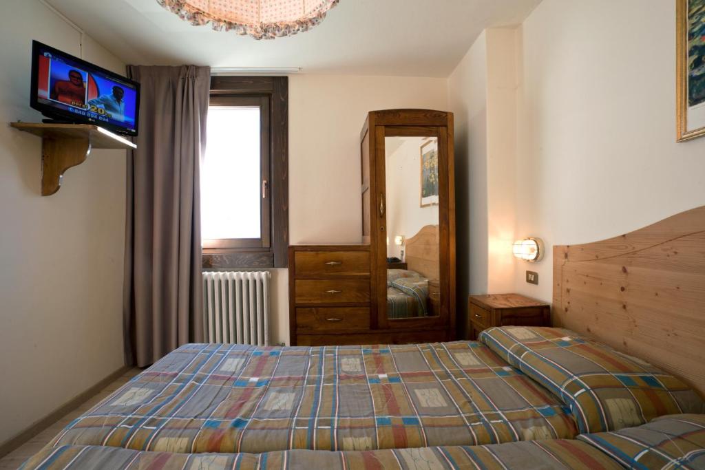 Hotel Chalet Alpino - 3