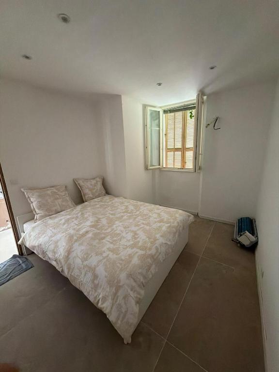 Les Roches - Charmante maison 3 chambres - 2