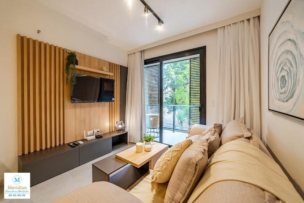 1A Steps from Shopping del Sol and Paseo La Galería! - 2
