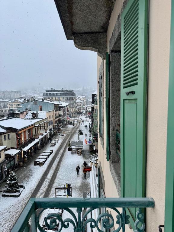 Historic Chamonix Flat - Mont Blanc View with Balcony - 2