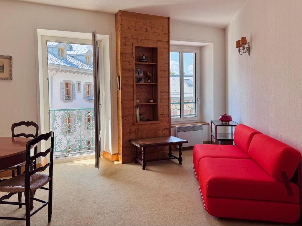 Historic Chamonix Flat - Mont Blanc View with Balcony - 3