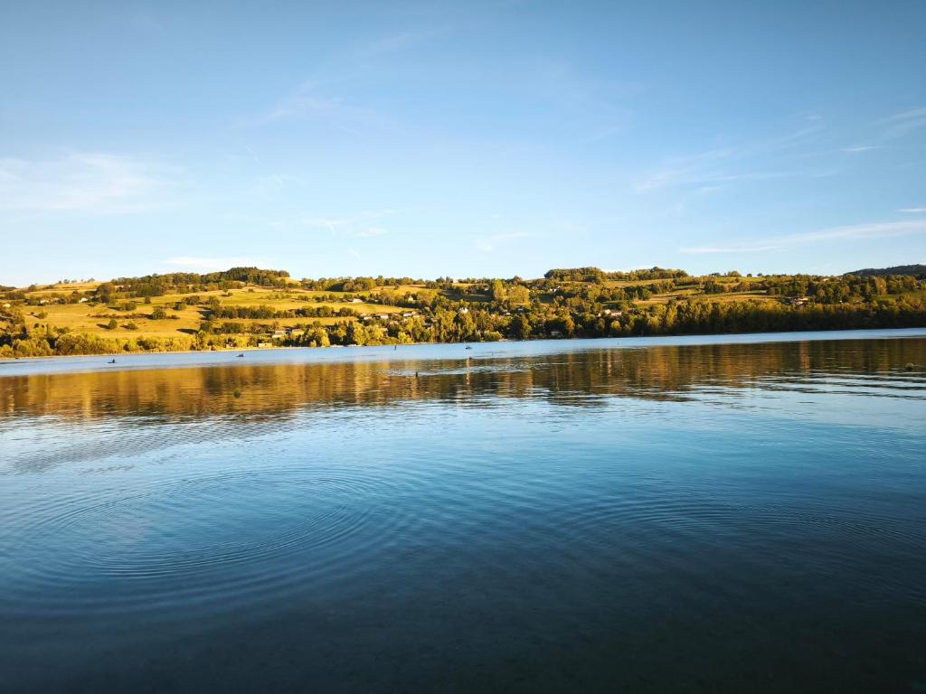 Maison de famille, le lac à 5 minutes à pied - 1