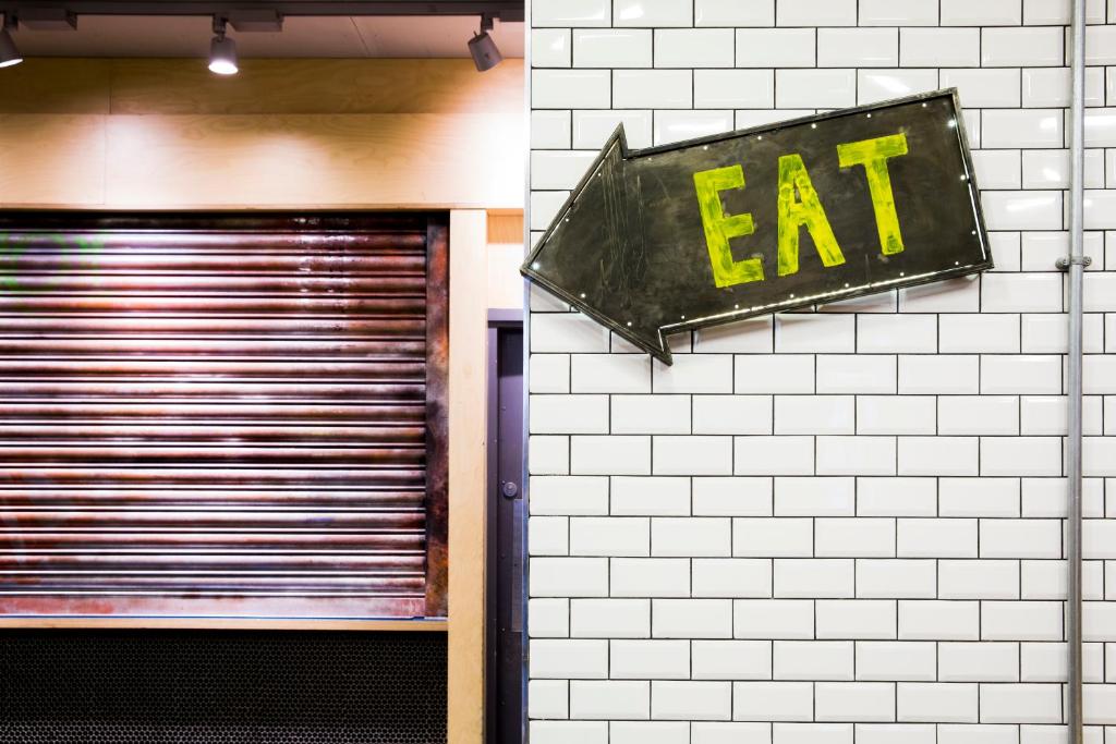 อาหารและเครื่องดื่ม