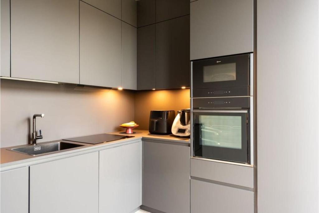 Elegante Appartamento nel Cuore di Milano - 5