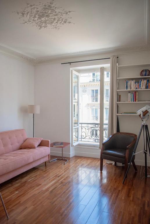 Comfortable 3-room apartment with beautiful view, Paris 5th arrondissement - 2