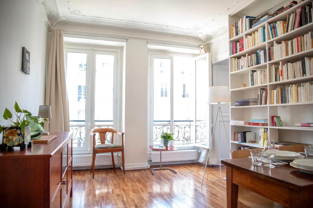 Comfortable 3-room apartment with beautiful view, Paris 5th arrondissement - 3