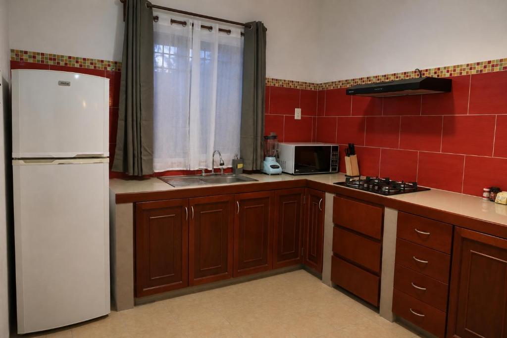 Ground floor apartment #1 with 2 bedrooms - 4