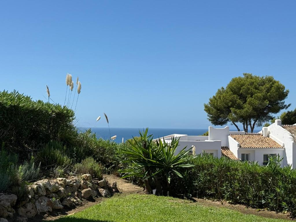 Sea View Oasis in Rancho Mirafloress - 2