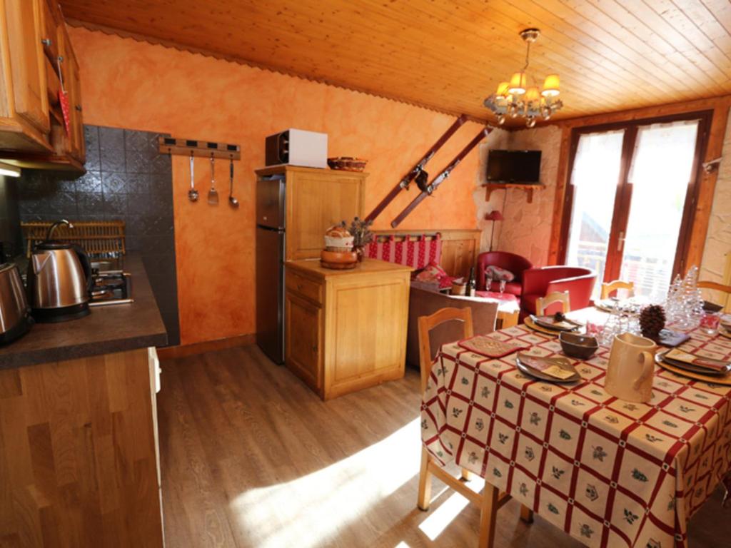 Appartement spacieux, animaux admis - 11 pers. - FR-1-263-24 - 2