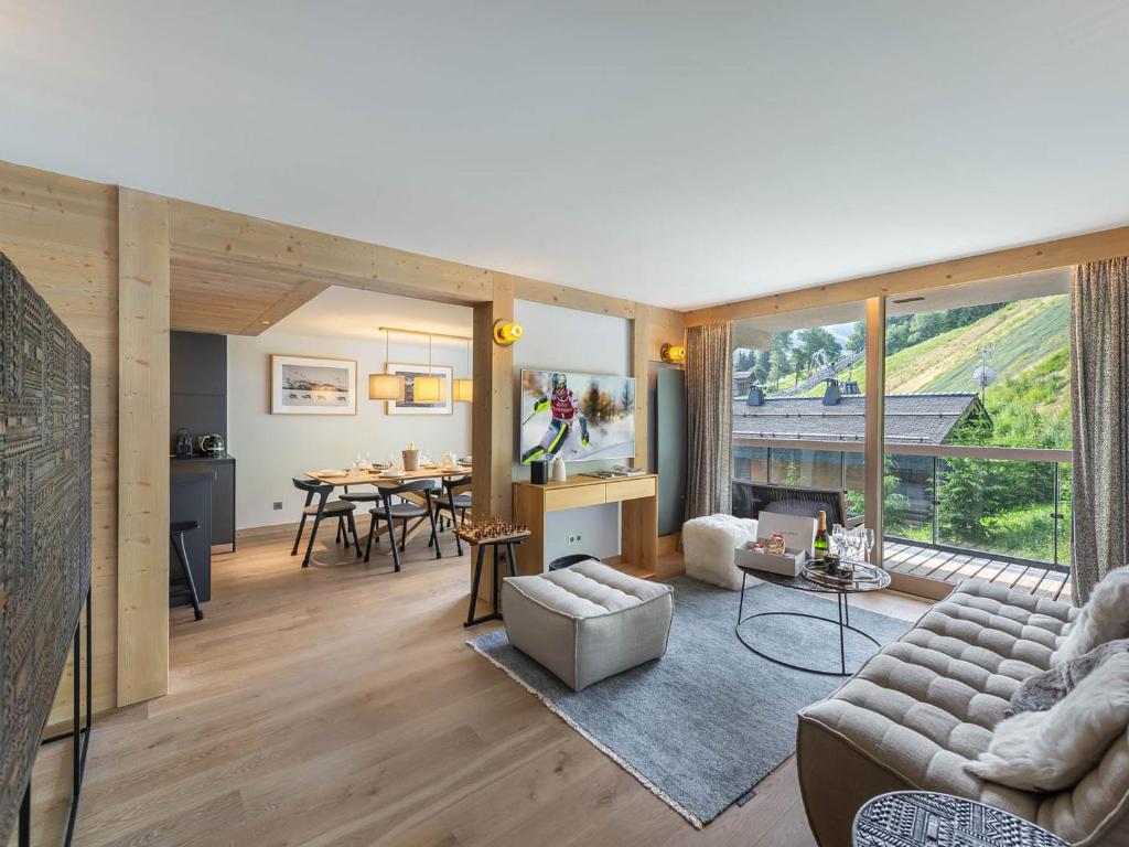 Appartement moderne à Courchevel avec terrasse et parking - 1