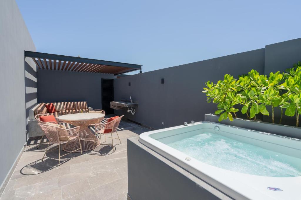 Terraza Privada PH Con Jacuzzi Tulum - 2