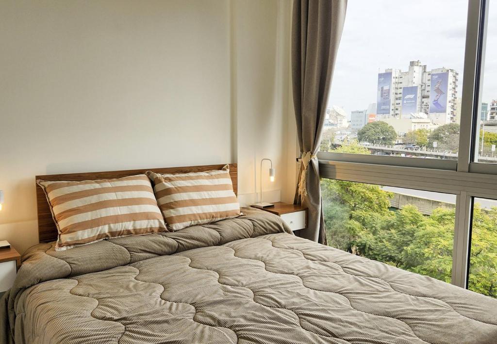 RentUp - Encantador a Estrenar con Balcon Cerca de San Telmo y Puerto Madero - 3