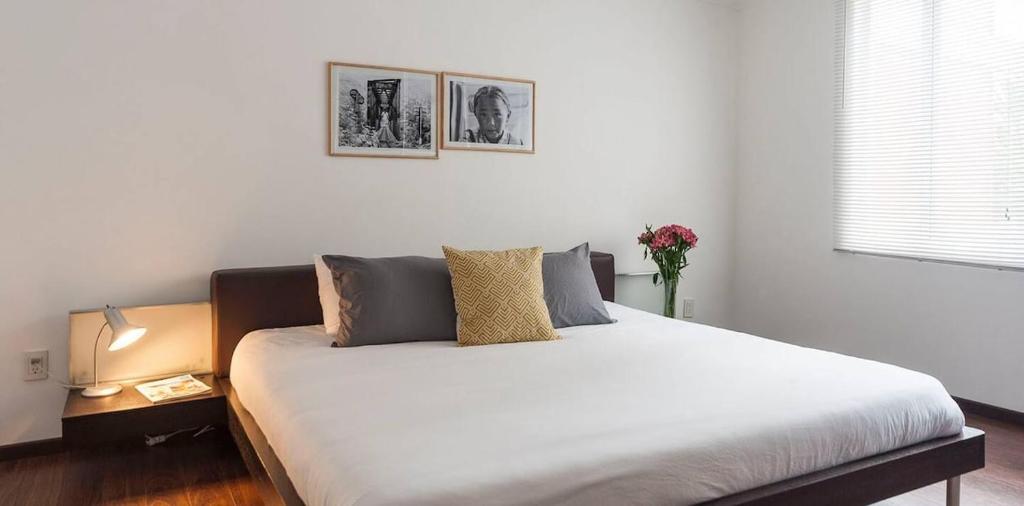 Condesa Residence Campeche 11 Exceptional 2BR, 1BA Apartment with Grand Living Space - 4