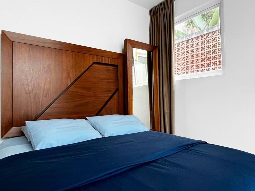 Condesa Residence Amsterdam 302 Fantastic 1Bed 1Bath on Amsterdam AV - 4