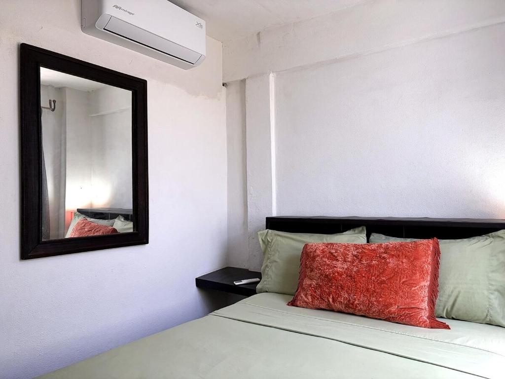 Walkable Romantic Zone Studio Near Beach - 4