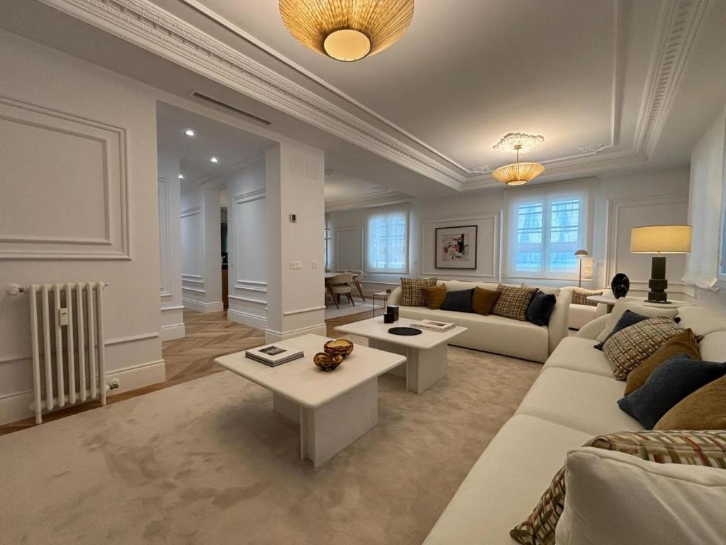 Casa de Madrid Luxury Apartment - 3