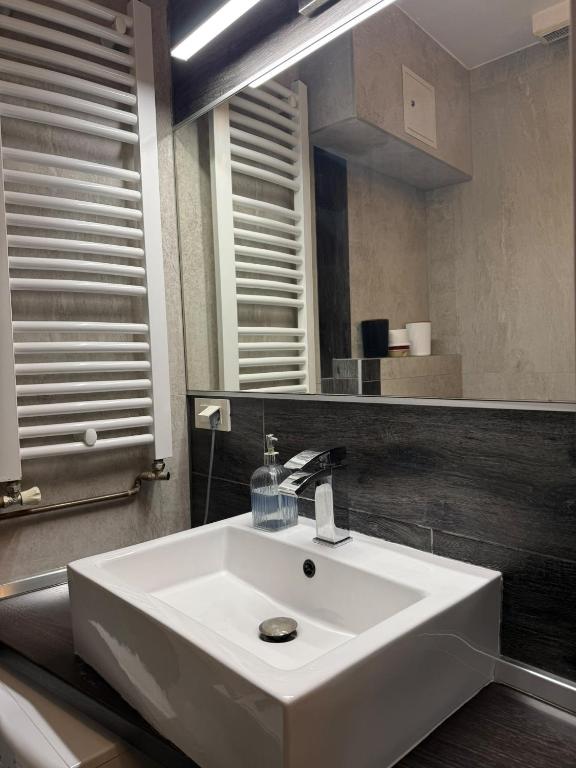 Old Town Boutique Apartments - 3