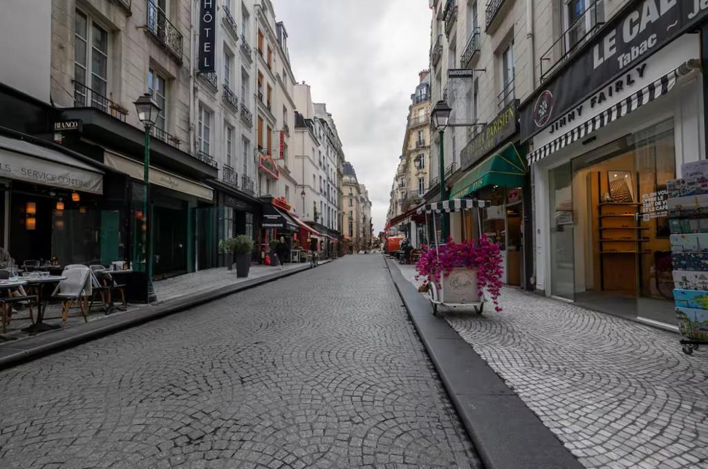 Charming and comfortable apartment in the heart of Paris - 2