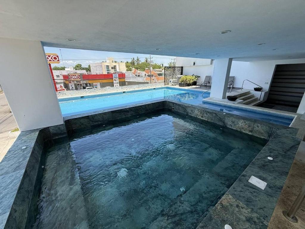 Con Alberca y Jacuzzi a unas Calles del Malecon - 4