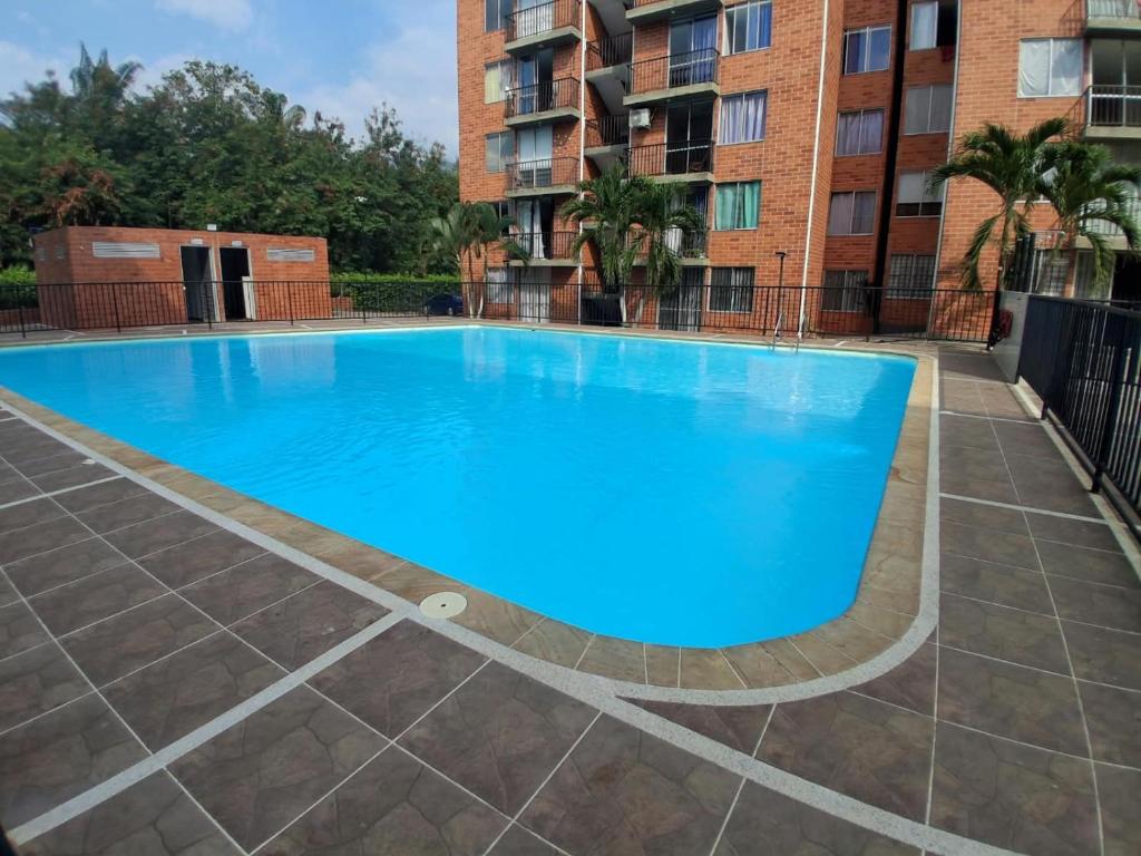 Familia, Piscina y Descanso en Melgar - 2