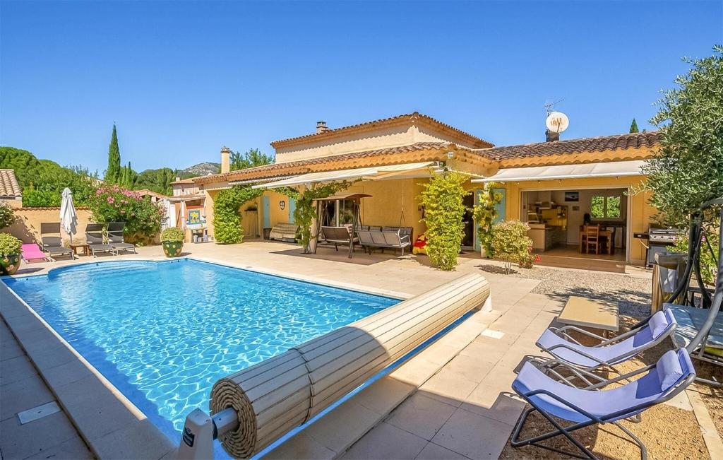 Maison Avec Piscine Privée - 1