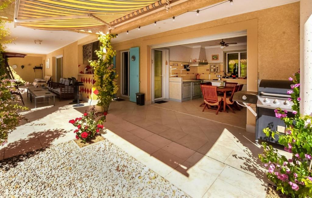Maison Avec Piscine Privée - 3