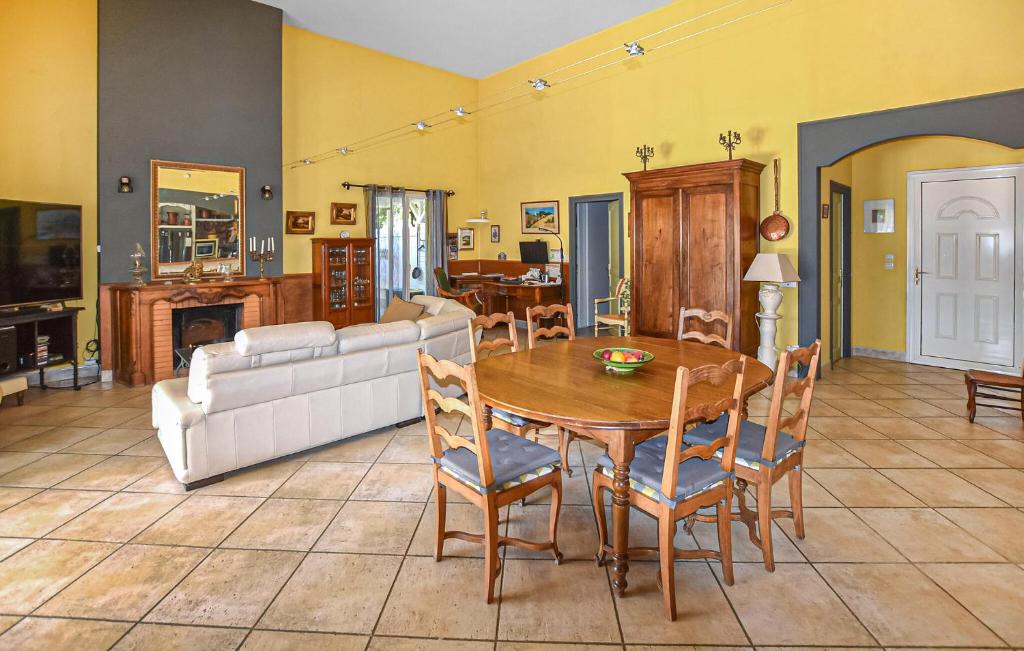Maison Avec Piscine Privée - 4