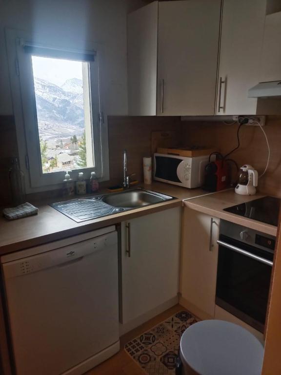 Beau duplex 40M2- 2 Chambres- 2 lits-2 balcons - 5