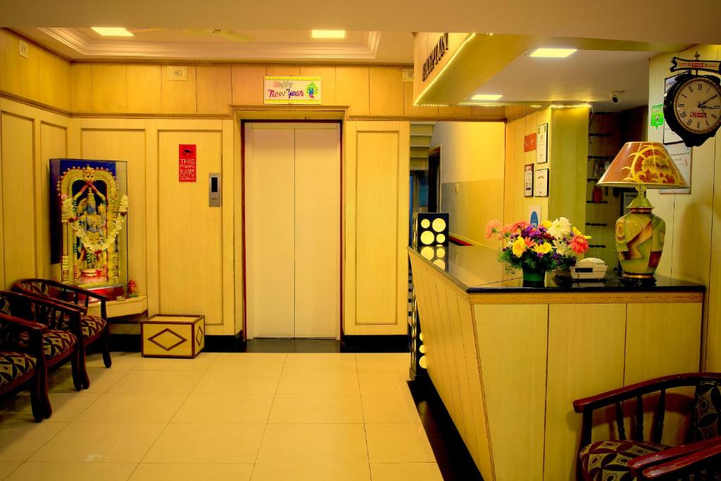 Hotel Swagath photo