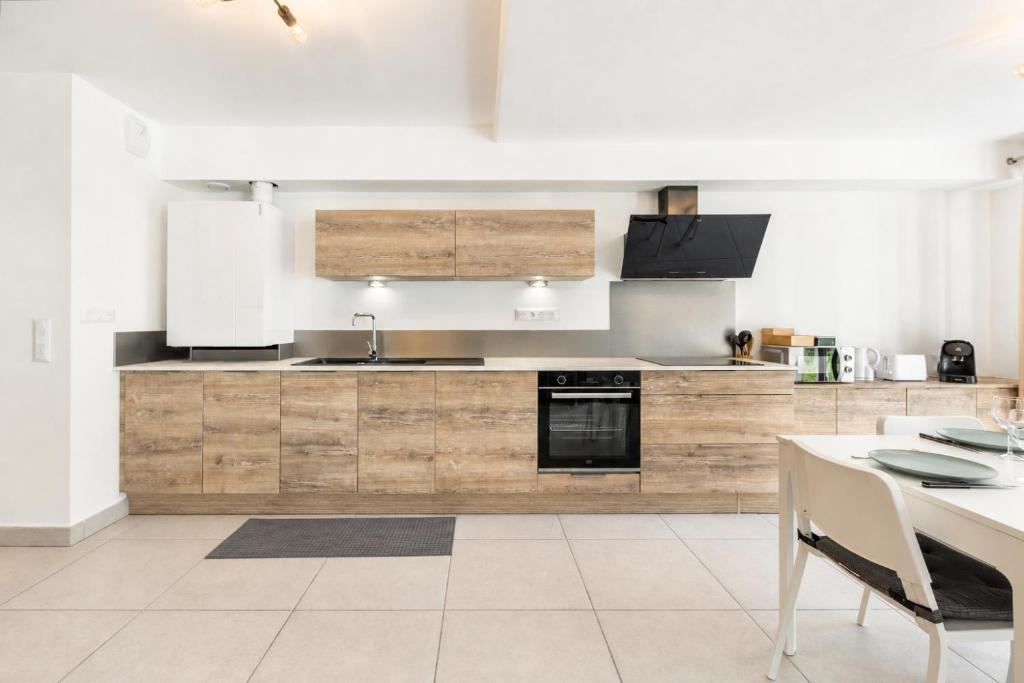 Grand Port - Appart spacieux - Terrasse jardin - Parking - 4
